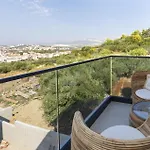 Lägenhet Stunning In With House Sea View Split