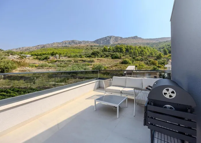 2 Bedroom Stunning In Апартаменты Сплит