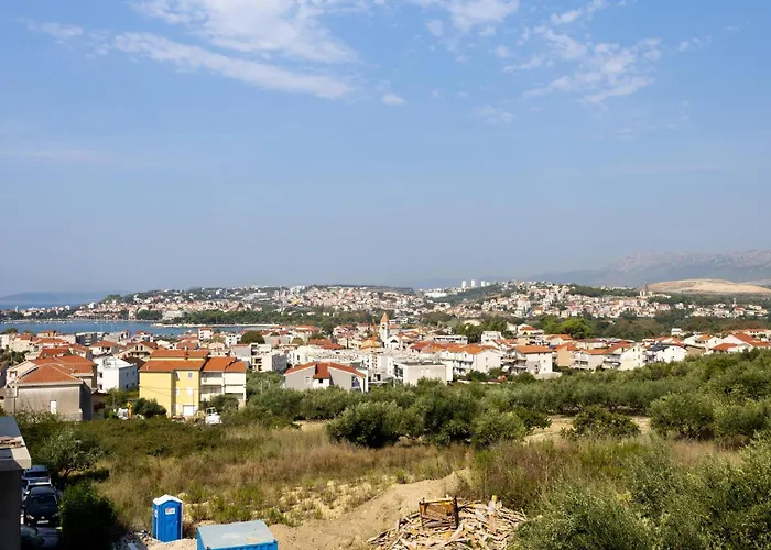 Апартаменты 2 Bedroom Stunning In