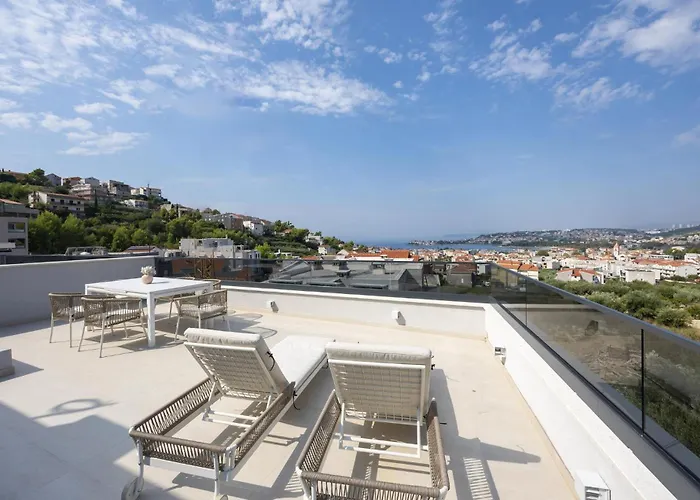 2 Bedroom Stunning In Апартаменты Сплит