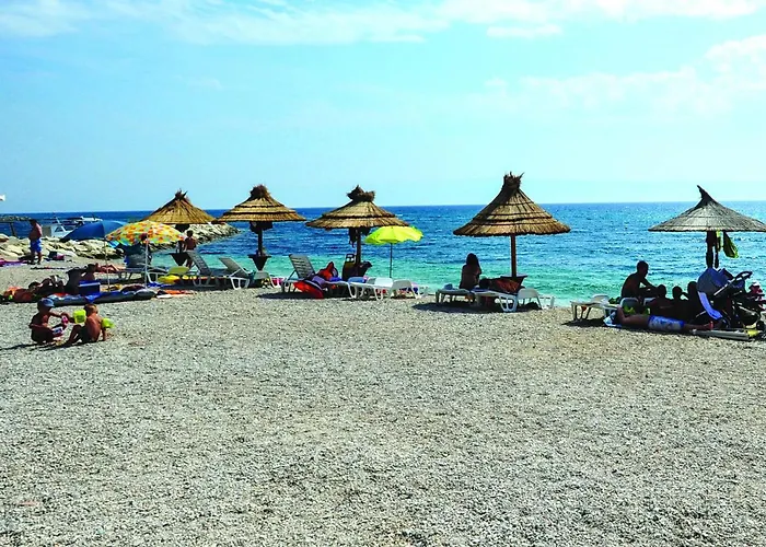 2 Bedroom Stunning In