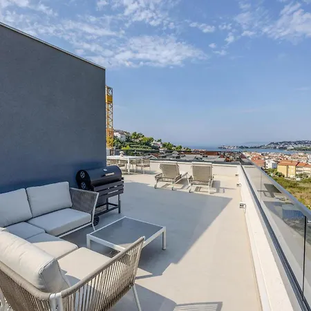 Gorgeous In With House Sea View Appartamento